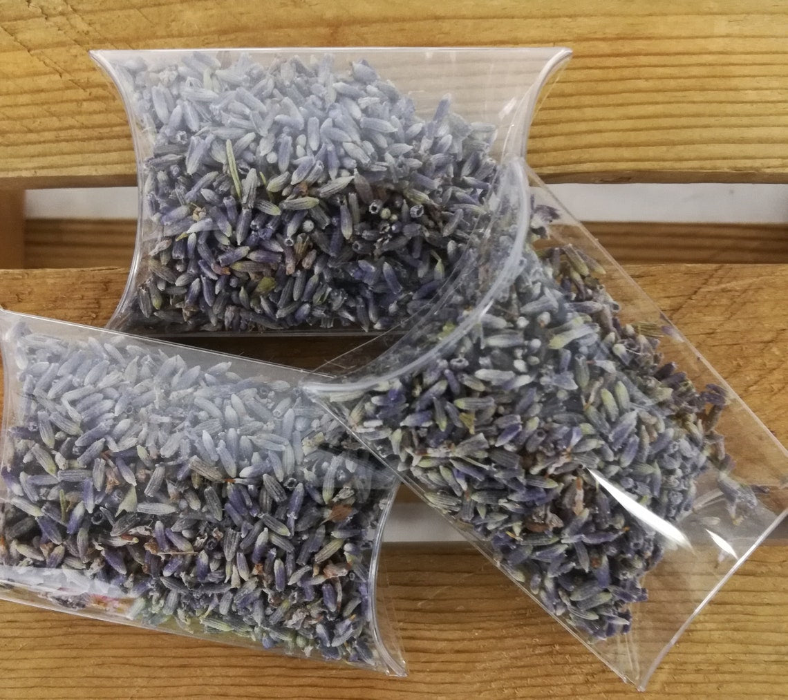 Fragrant Purple Wedding Toss